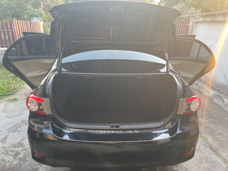 TOYOTA Altis 2012